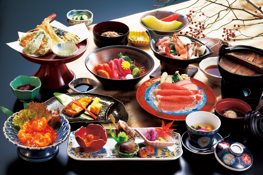 当店自慢の自家製和そば付きボリュームたっぷり 大満足の内容が好評のご法要膳です。当店自慢の自家製和そばをご堪能ください。